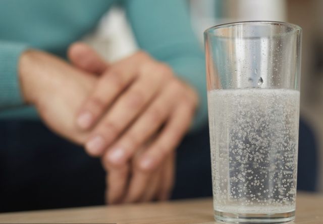 喝水越多越好吗？如何正确喝水避免伤身