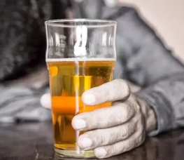 喝酒怎么减少对身体的伤害？这4招要学会